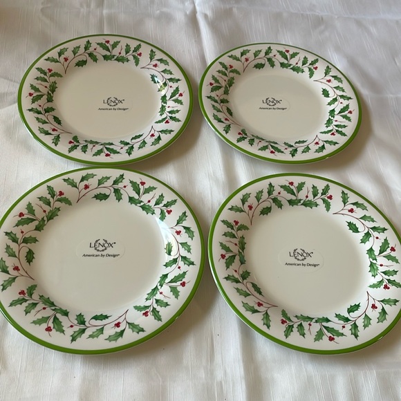 NWT LENOX Holiday 4pc set Melamine Accent Plates 8” - Picture 1 of 11